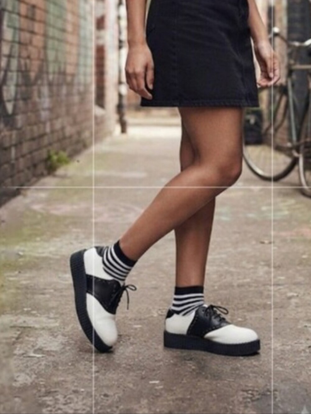 TUK Black/White Retro Saddle Oxford Low Platform Creeper Shoes Sz W8 M6 Like New